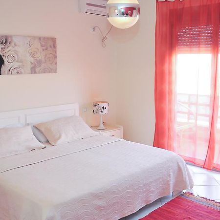 Guest House Mary Tirana Quarto foto